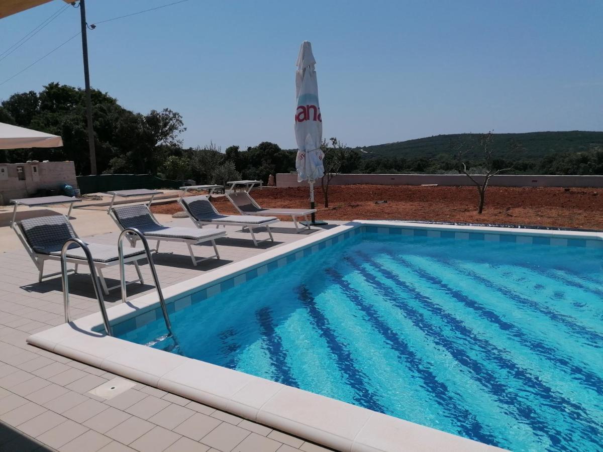House With Pool Villa Mali Lošinj Buitenkant foto